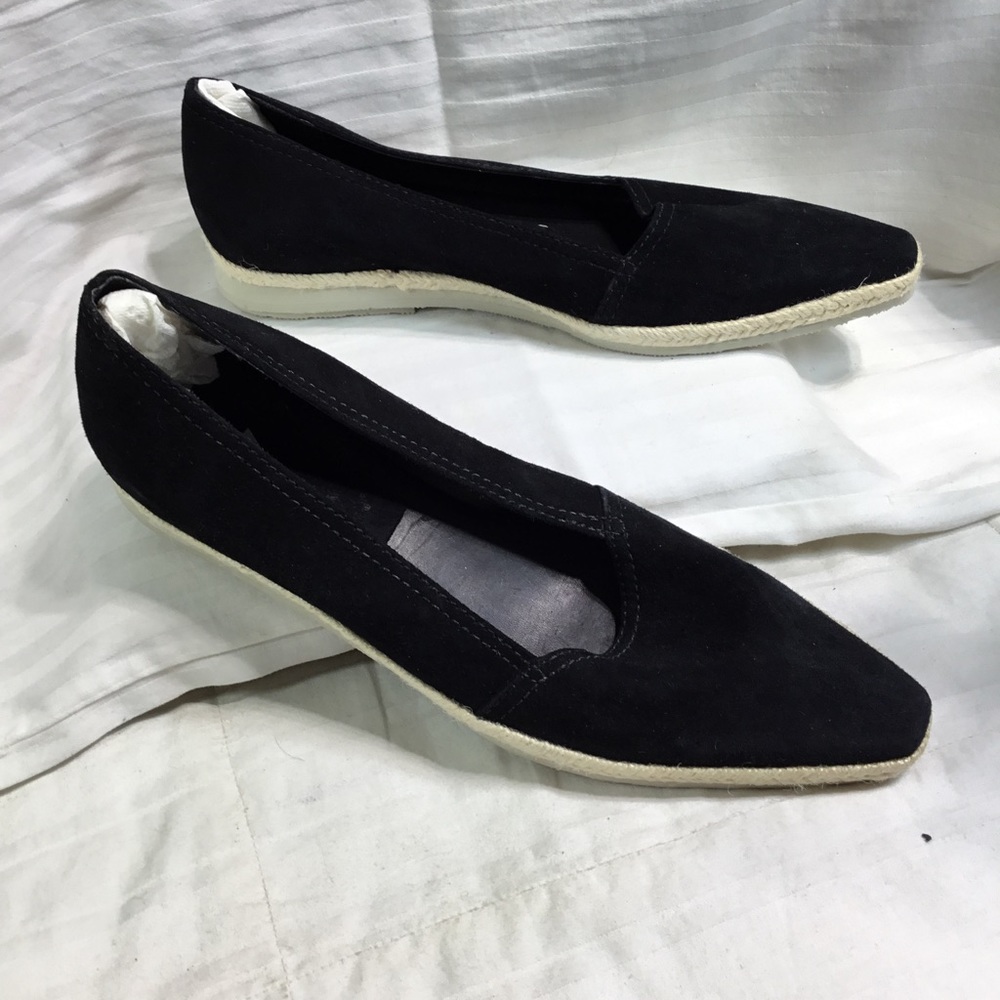 Dani Black loafers, suede like finish, size 6M, braided rope accent